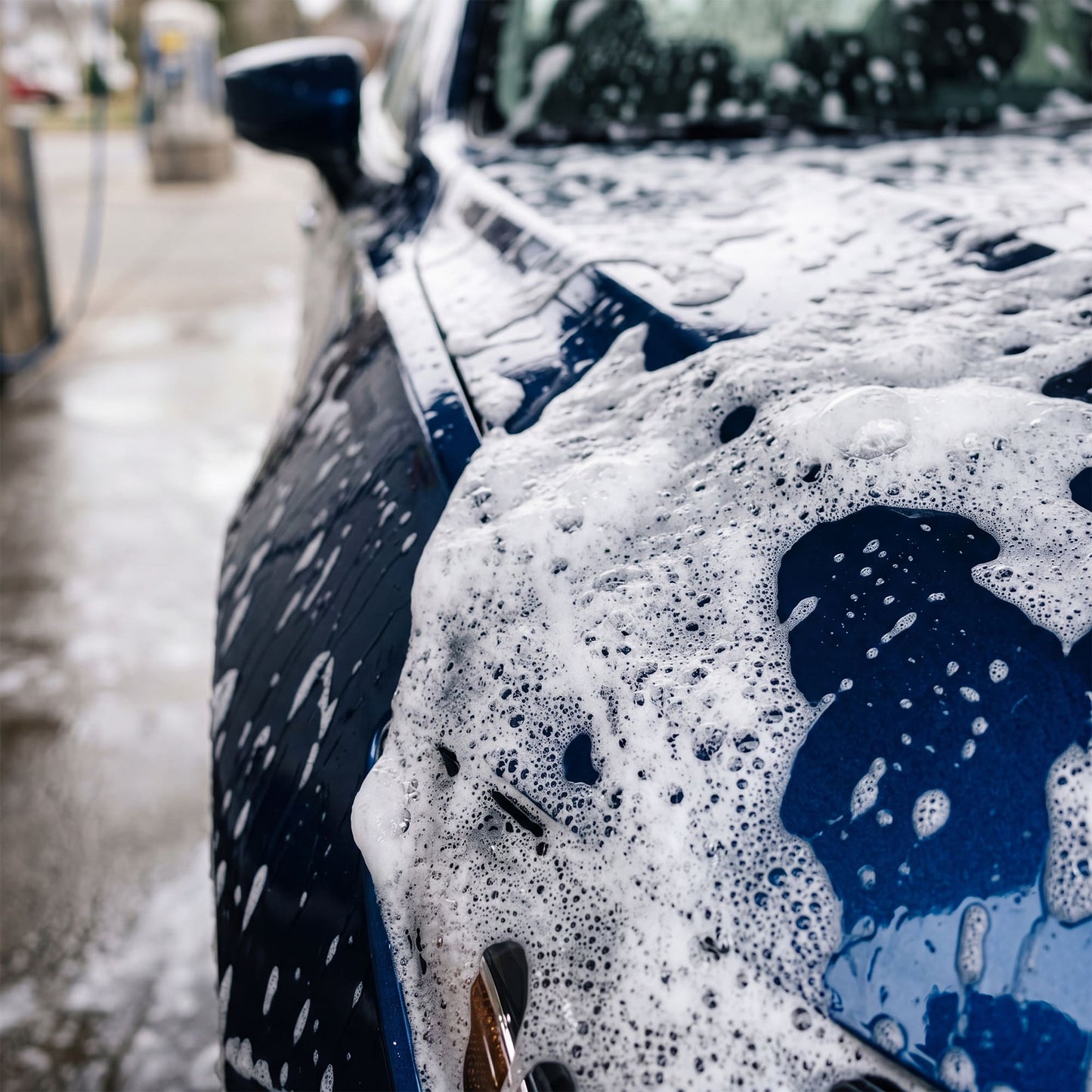 P&S Pearl dense foam suds on car paint